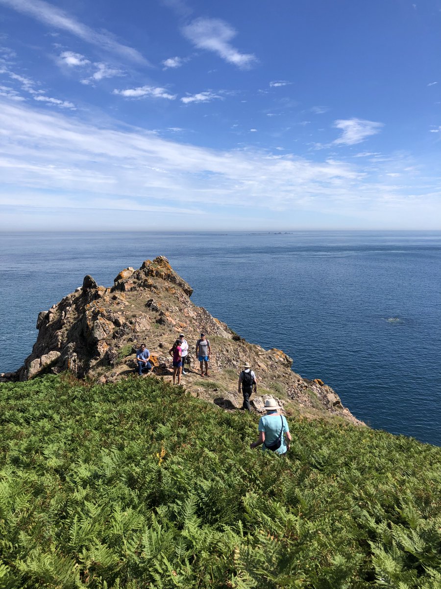 #Geowalks are back!🥳 Explore the Aspiring Geopark this summer and discover how the #Island has been shaped by time and tide. From caves to beaches to dairy farms, we have lots of stories to #share. Find out more: 🔗tinyurl.com/Geowalks