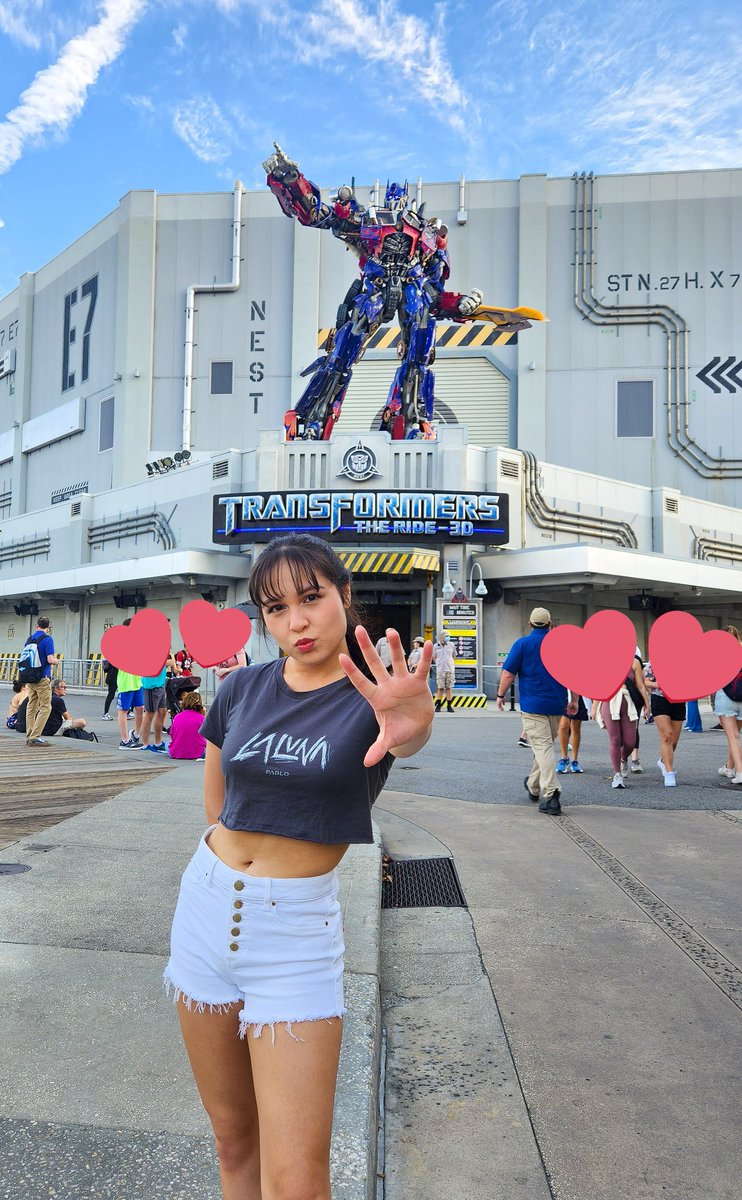 kam11522's tweet photo. Protect the AllSpark 🤖 Happy 10 year anniversary to 1 of my favorite rides at Universal! Maybe Optimus Prime &amp; I should have matching La Luna tops 😅

#Transformers #Transformers3D #SB19 #SB19_PABLO #PPOPintheParks https://t.co/jZDIqueMHT