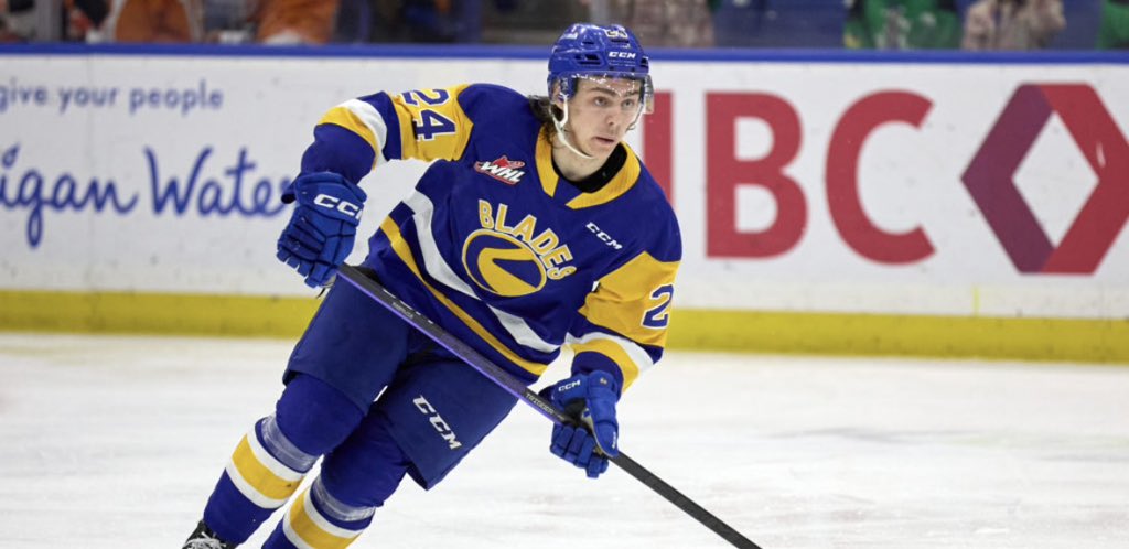 BladesHockey's tweet photo. “I truly think his skating is second-to-none in our league. I think that if there was an NHL game tomorrow, you could pull Tanner into that game just on his skating ability alone.”

🗣️ Blades associate coach Dan DaSilva https://t.co/qivWU8M7iN