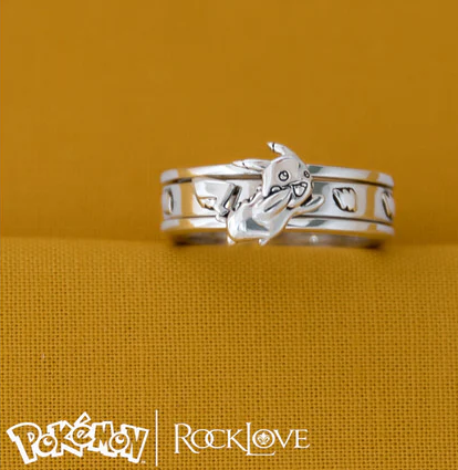 PKMN_Style's tweet photo. New Pokémon × @RockLoveJewelry : Bulbasaur, Eevee, Mew, Pikachu, and Vulpix spinner rings.

Launching Thursday 22nd June on the Rock Love website.

#Pokemon #PKMNStyle #PKMN #Fashion #PokemonClothes #PokemonCenter #PokemonStyle #RockLove https://t.co/bsOu5KYcnn