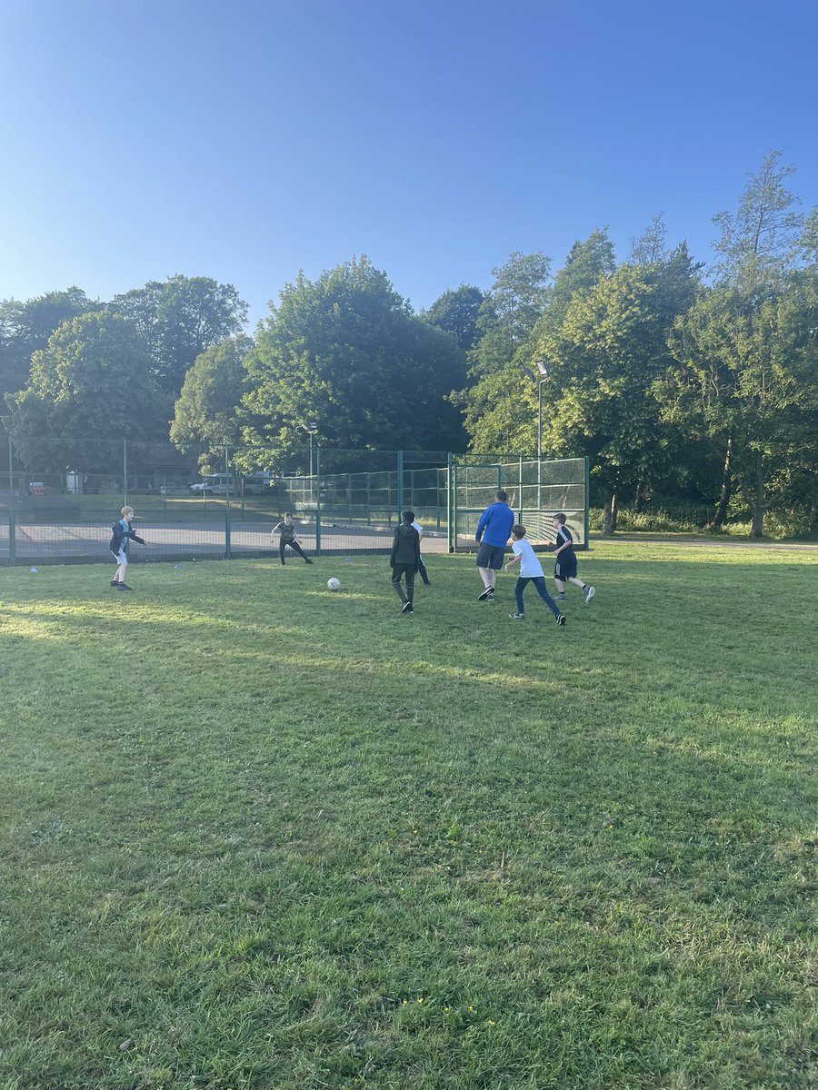 Year6_BroadOak's tweet photo. It was so lovely to go up to Hothersall Lodge this evening to see all the children having so much fun. They’ve all had a brilliant day, more photos to follow! https://t.co/kY3o6B60uj
