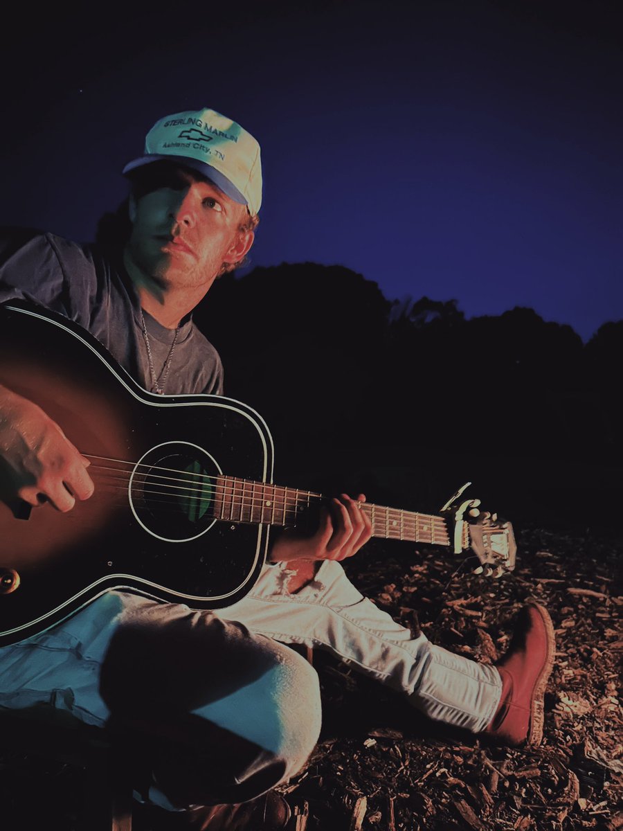 TuckerBeathard's tweet image. that’s how it is, it’s just who we are 
open flame, paper heart