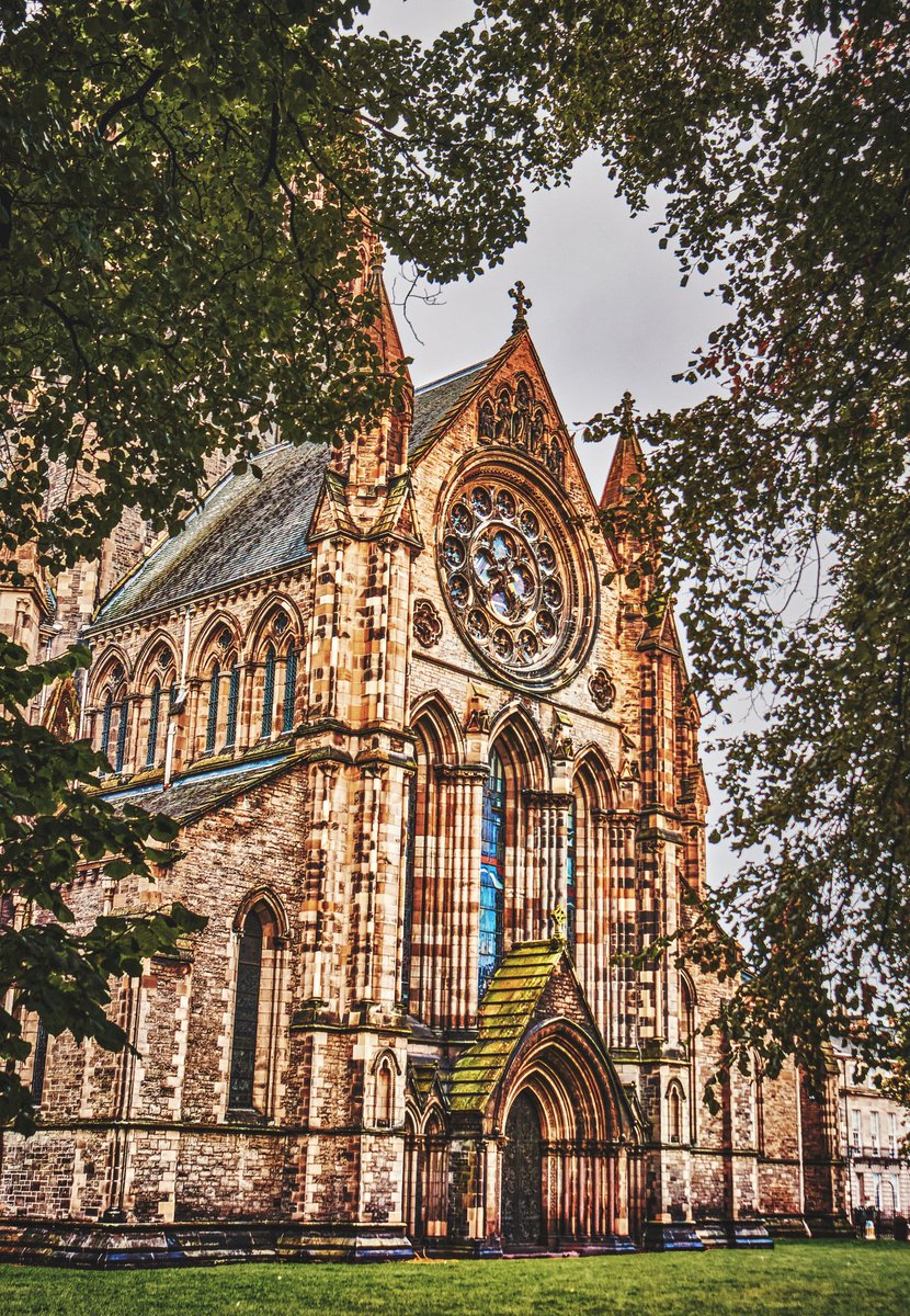 Today is #SummerSolstice eve,  and according to #scottish #folklore if you spent tonight at a sacred site, you'll gain the powers of a #bard...or end up utterly mad, dead, or be spirited away by the fairies.
 Join our #walkingtours for more Scottish #lore: allstarguides.co.uk/tours/