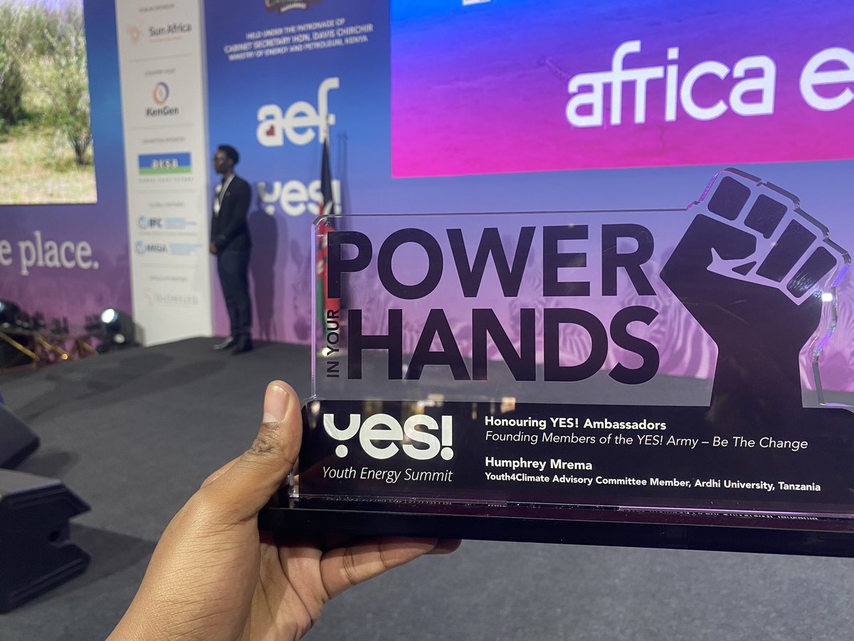 I am overwhelmed with joy to be honored by the President of the Republic of Kenya, H.E. William Ruto with the Youth Leadership Founder's Award at the Youth Energy Summit here in Nairobi

I look forward to working with <a href="/Y4Cofficial/">Youth4Climate</a> and more partners to empower youth in this sector