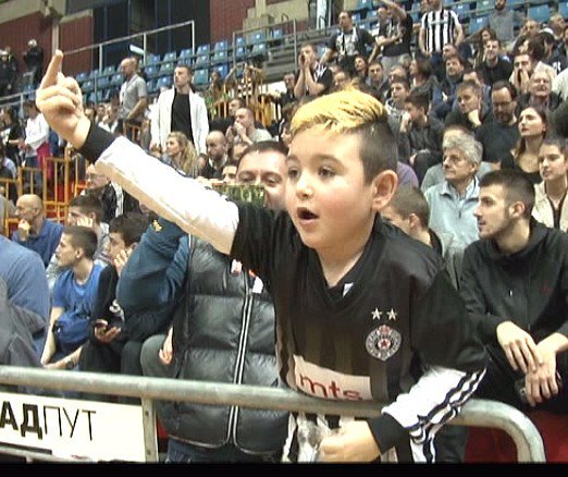 Jebigrobareeee's tweet photo. Da nije ovaj Željko, ili ovaj drugi što se drpa? Sve ste prvi radili! Mada ne bi čudilo da si izmislio i to kao onomad kad si bio veliko Srbin! #kkp https://t.co/FJcjCKzTWB