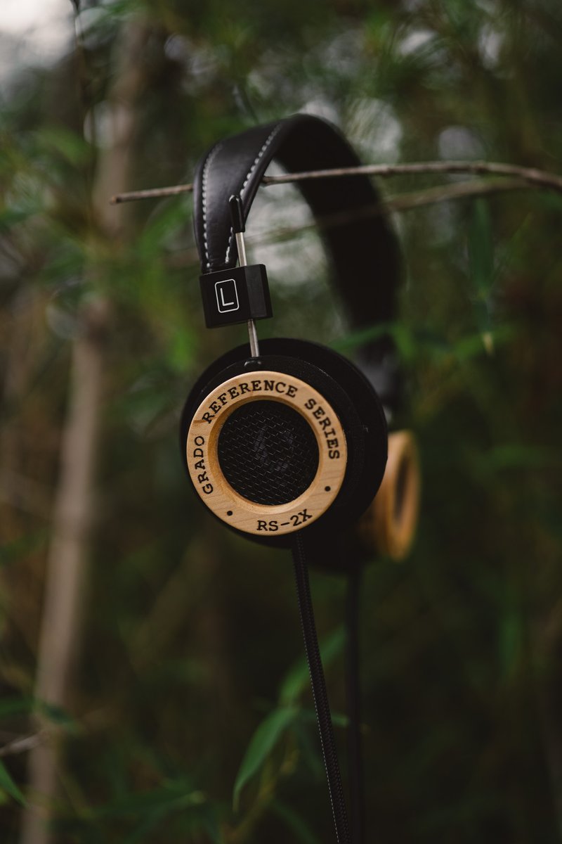 Maple and hemp wood come together for the first time in the nimble RS2x: gradolabs.com/headphones/ref…