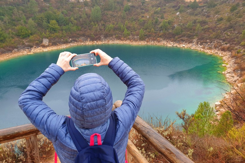 mapaymochila_'s tweet photo. Muy cerca de #Cuenca se encuentran las Lagunas de Cañada del Hoyo. Con lluvia o sin ella, merece la pena descubrir este Monumento Natural 😍 ¿sabes que algunas cambian de color? 🤔
https://t.co/2NGJ08wZZx
#CastillaLaMancha #CLMtumundointerior #descubreCLM https://t.co/KNbKSm1USS