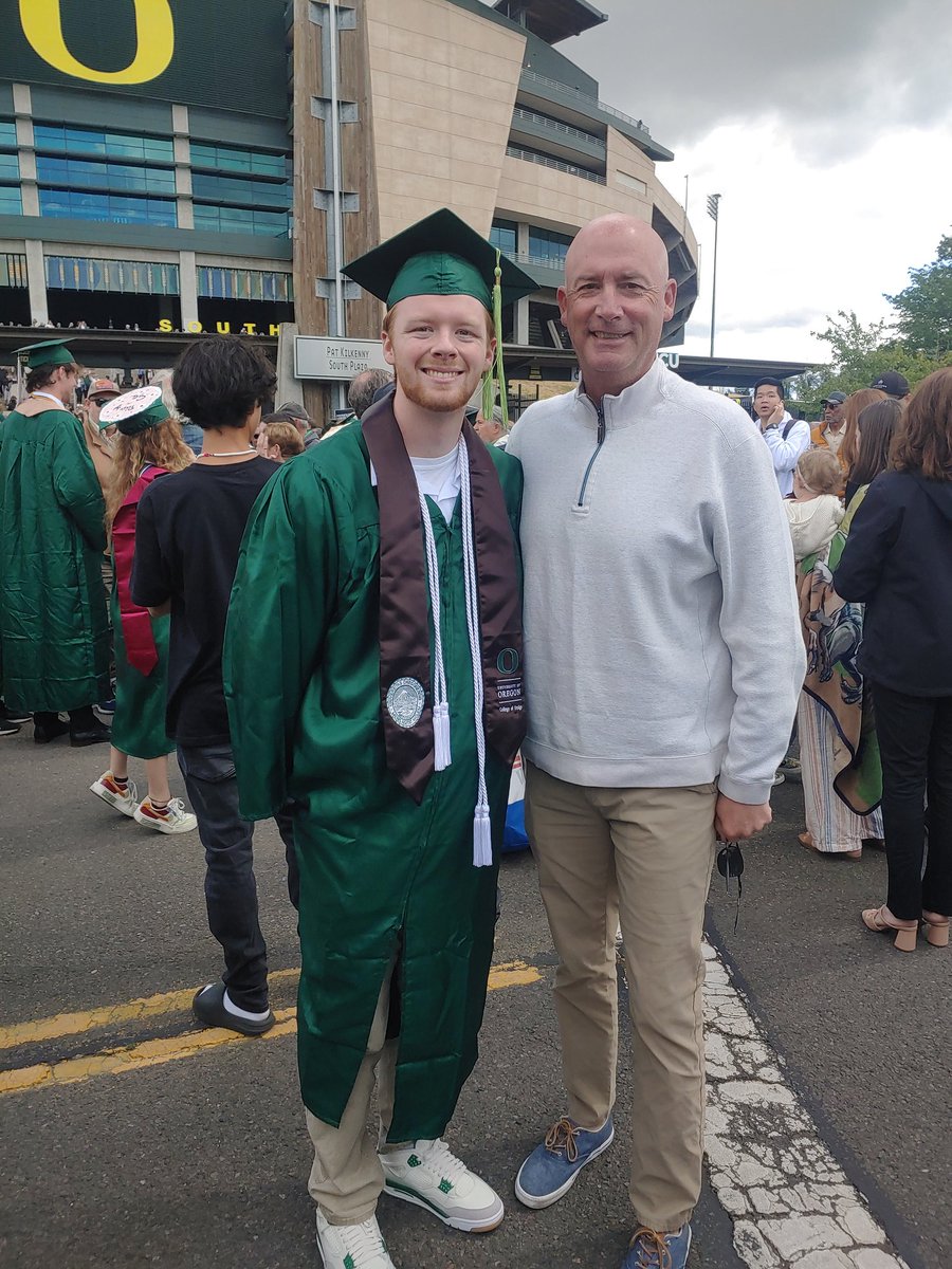 Congrats @tylerdesmidt Proud of you! #GoDucks