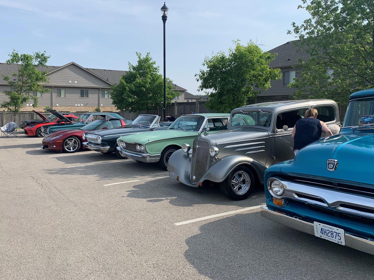 Henley Place hosted its annual car show and fundraiser BBQ last night. What we lacked in number of cars we made up for in fun. Lots of music, food, a 50/50 draw. Residents, families and staff all had a great night and we raised just over $500 for Residents Council.