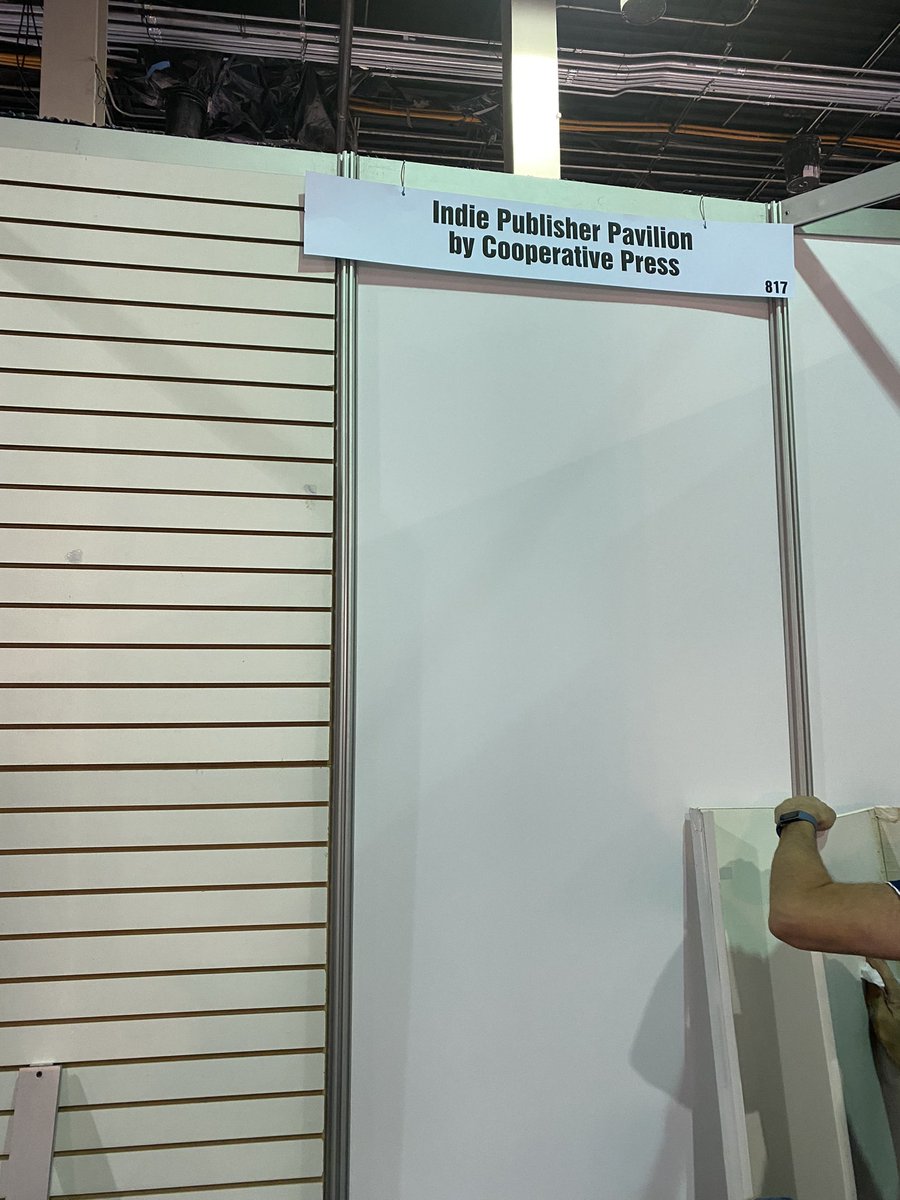 Going to <a href="/hhamericas/">h+h americas</a>? We’ll see you in booth 817! By morning these shelves will be filled with independently-published books by <a href="/NineTenPub/">Nine Ten Publications</a> <a href="/pompommag/">Pom Pom Quarterly</a> <a href="/tauntonpress/">Taunton Press</a> <a href="/KNitDesigns/">Tian {Sought after Designer, Tech Editor, Coach}</a> and more!
