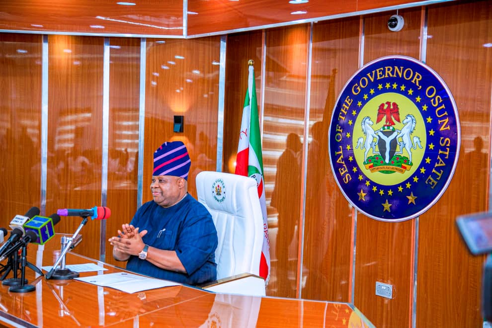 DukeOfOsun's tweet photo. Governor Adeleke Congratulates newly Appointed CoAS, Customs CG, Lauds President Tinubu

OSOGBO-20/06/2023- https://t.co/rSZ7YQem8t

The Executive Governor of Osun State, Senator Ademola Adeleke has hailed the appointments of Major T. A Lagbaja as the Chief of Army Staff and https://t.co/k5WiFUhyrR