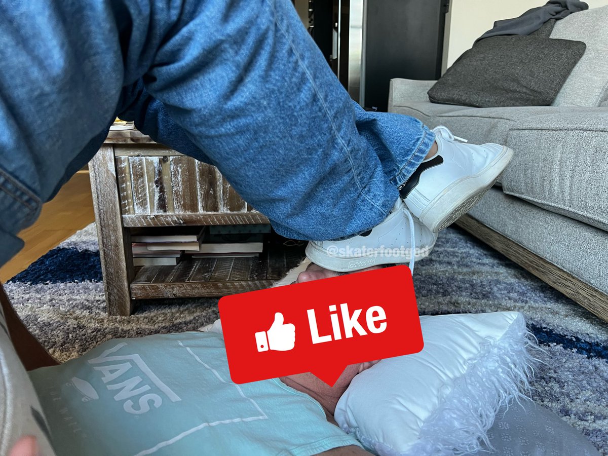 SKATER FOOT GOD on Twitter "Subs make the best foot rest & he’s