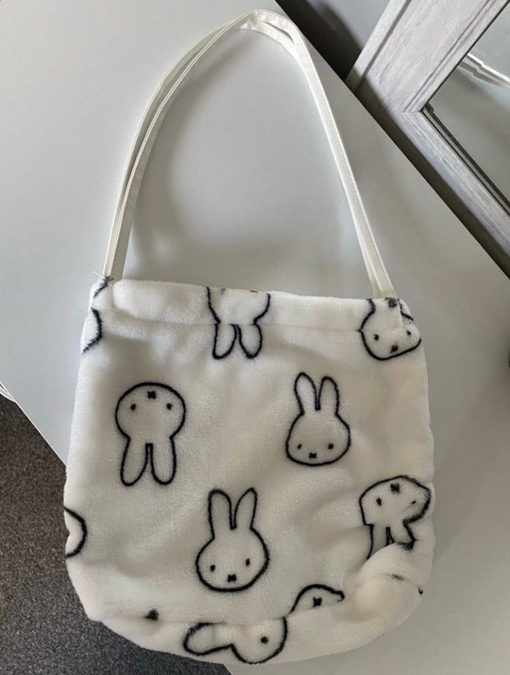 miffy tote 🎀