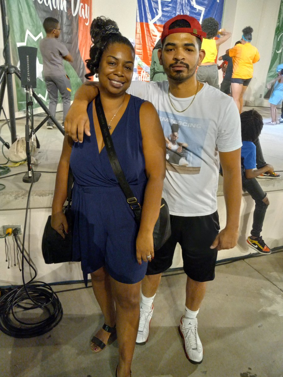 TracyHu80387567's tweet image. Myself and my son is living in full bloom. We celebrate #Juneteenth2023 as a #family. #Twenty3tc had a great performance.

 Living life to the fullest. 💐🎶 ❤

#ChildhoodCancerAwareness 
#Indieauthor #Arizona #Az #phx 
#Books #Music #Juneteenth 
#CancerAwareness #Cancersurvivor.…