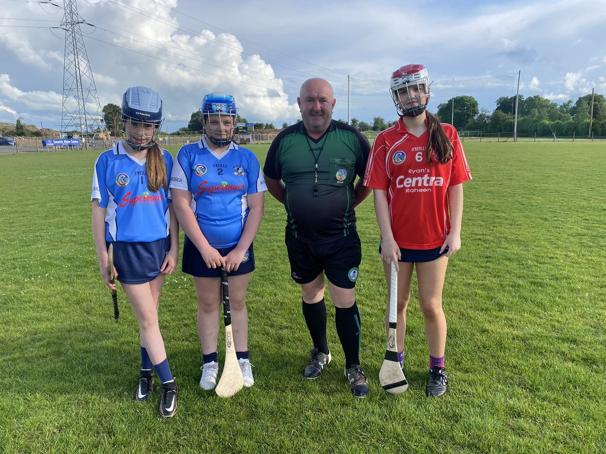 Camogie: Well done to our U14 Mackey team who put up a great battle v @NapGAA tonight earning themselves a place in the Plate Final!!! 🎉🎊👏
Captain: Róisín Ní Neill
Ref: Cyril Doolin
Full time score:
MSPCamogie: 5-02
NaPiarsaigh: 2-4
#CantSeeCantBe
@LimCamogie @devlimkcamogie