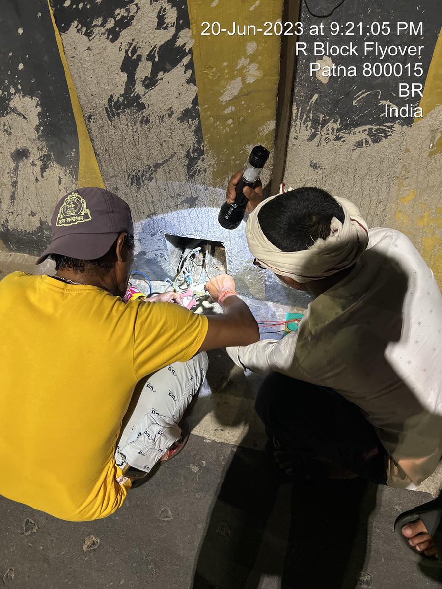 LightPatna's tweet photo. Maintenance of flyover street lights for G-20 Summit ...
“One Earth. One Family. One Future” https://t.co/nm0eUFmetk