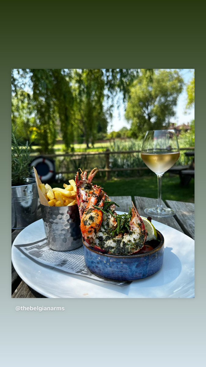 TheBelgianArms's tweet photo. This weeks special fresh from the Cornish Coast - 1/2 Lobster, fries &amp; salad £28.
 
Kitchen Opening Hours - 

Monday to Saturday: 12pm - 9pm 
Sunday: 12pm - 5pm https://t.co/KKvzGYAJ8l