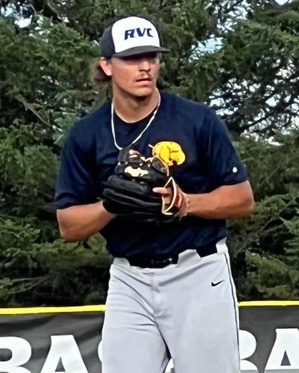 I’m excited to announce my commitment to further my education and athletic career at Roosevelt University! I’d like to take this moment to thank my family, coaches, and teammates who have always pushed me to be the best version of myself. 

Go Lakers!