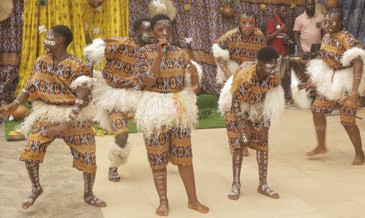 Making culture meaningful to young people is making it #attractive #creative #participatory! YouthFestac2023 was just that! Loading #YouthFestac2024
@Songwe <a href="/UEauCameroun/">L'UE au Cameroun et pour la Guinée équatoriale</a> <a href="/unicefcameroon/">UNICEF Cameroon</a> <a href="/PlanCameroon/">Plan International Cameroon</a> <a href="/UKinCameroon/">UK in Cameroon🇬🇧🇨🇲</a> <a href="/USEmbYaounde/">U.S. Embassy Yaounde</a> <a href="/CanadaCameroon/">Canada in Cameroon</a> <a href="/P_VanDamme_EU/">Philippe Van Damme 🇪🇺🇺🇦</a>