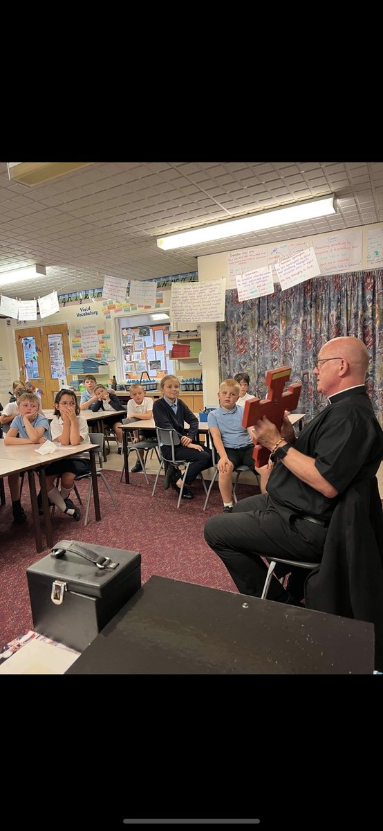 NormantonCommon's tweet photo. Huge thank you to Father Rod, who came to talk to our LKS2 children today. All three classes were enthralled by his talk and looking at the religious artefacts.
Another thanks to Mrs Verity for organising this for our children! #activecitizens #activecommunicators https://t.co/PVpGws4pT8
