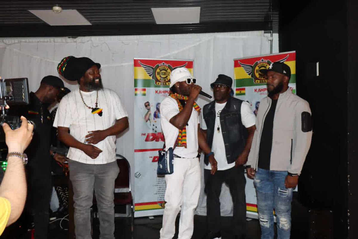 UshaRichy_'s tweet photo. Some exclusive photos 📸 from @Kahpun_ "#TheDice🎲 Album listening session held in London, Uk..

Event was attended by music Moguls

Stream: 
>>>>https://t.co/bdTAtO1Okk

Kindly Watch, Share and Comments
>>>> https://t.co/shOq82sGXf 

#Aisha #Kahpun #TheDice 🎲 https://t.co/B9MfTExVBM