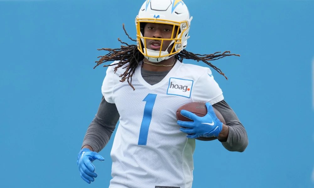 StraightLinePod's tweet image. Which rookie WR will have the best career?