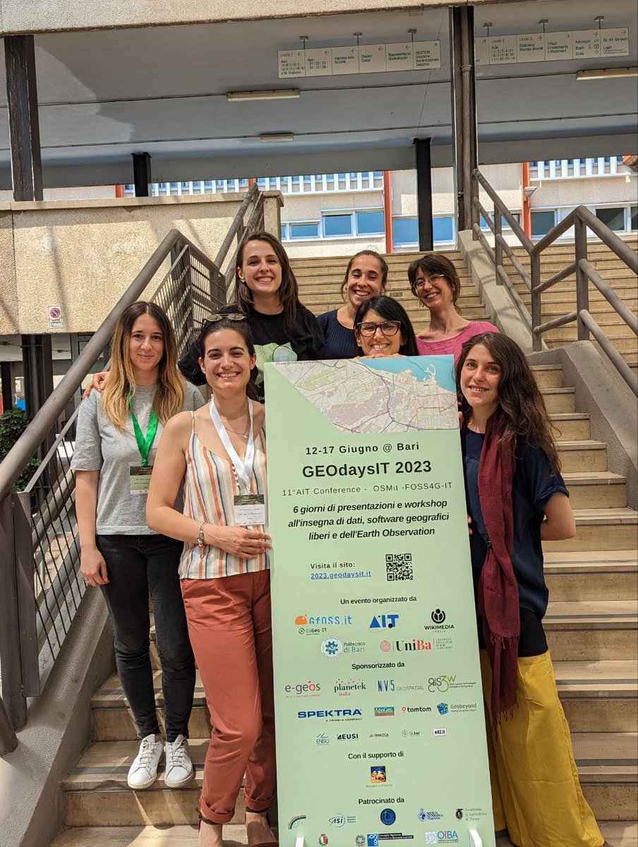It was great to meet again old and new friends from the <a href="/OpenStreetMapIt/">OpenStreetMap Italia</a> community, discussing together the role of #OSM in education and the importance of diversity. Kudos for all the strong women of <a href="/cOSMopolIT_it/">cOSMopolIT</a> for making unforgettable another conference together!
🧵 3/n