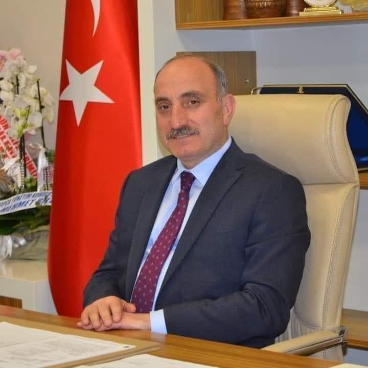 Sakarya Erenler belediye başkanımız sayın Fevzi KILIÇ geçirmiş olduğu kalp krizi sonucu hakkın rahmetine kavuşmuştur. Tüm sevenlerinin başı sağ olsun .
Rabbim mekanını cennet eylesin.