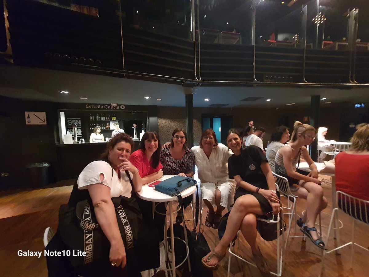 IntressOrg's tweet photo. Els #20anysTaula ens fan sentir molt vives... i en reinvenció permanent. #equip #solidesa #futur @Taula3sector https://t.co/UGdOEq1PyM