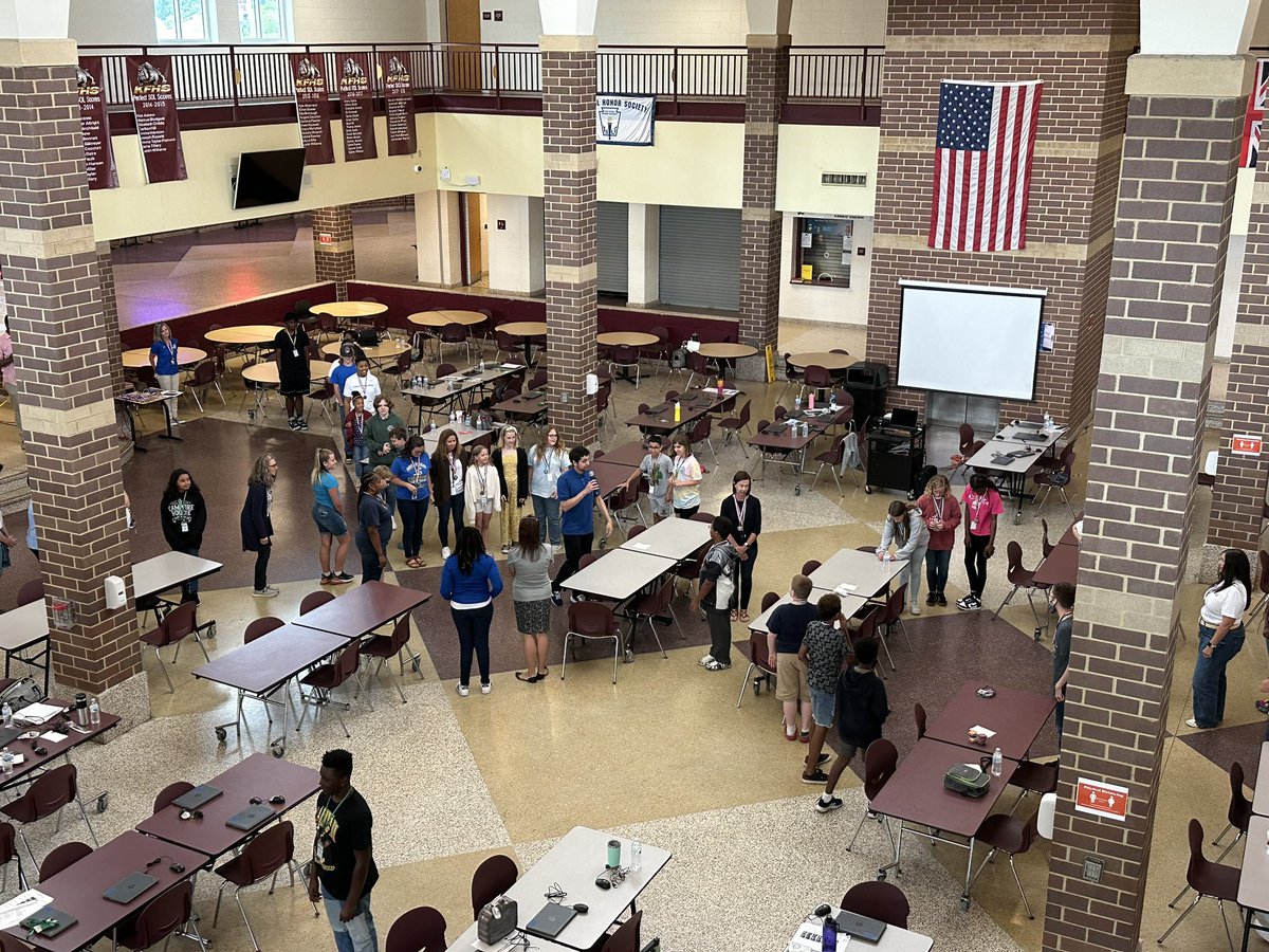 KelGreening's tweet image. Land, lava, air! #STEMExtravaganza #SPSCreatesAchievers