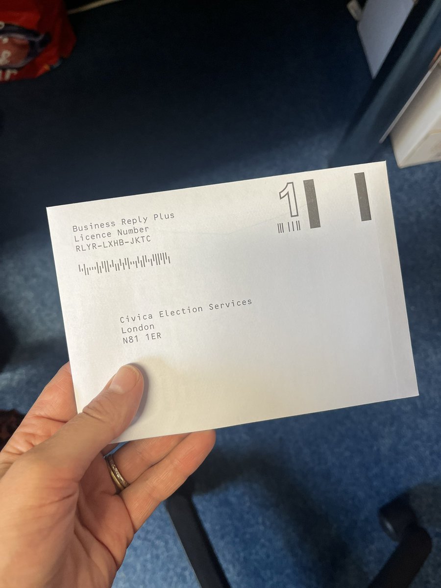 MrsSpalding's tweet image. In the post ten secs after it arrived - that’s my vote cast 🗳️ 

@ASCL_UK members please check your pigeonholes/postboxes and ensure you use your say.