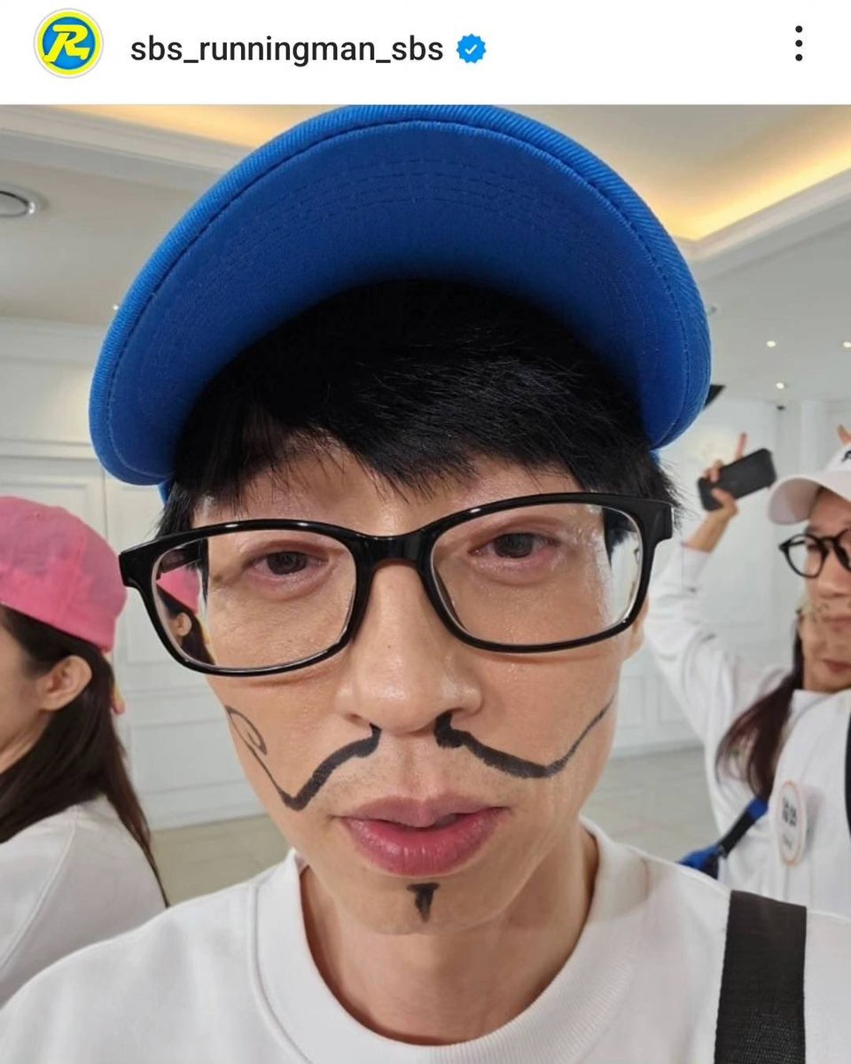 chainsawlator's tweet photo. @sbs_runningman_sbs：
💣 鯰.魚.自.拍.錄.製 💣 
劉在錫x池錫辰x全昭旻x梁世燦
終究���為了鯰魚的四位成員
下次拜託再以鯰魚男、鯰魚女再見囉…❤️

[RUNNINGMAN]
👉週日晚間6點20分👈

#haha #yangsechan #jiseokjin #youjaesuk #songjihyo #jeonsomin #kimjeonguk https://t.co/CKGknpZTUw