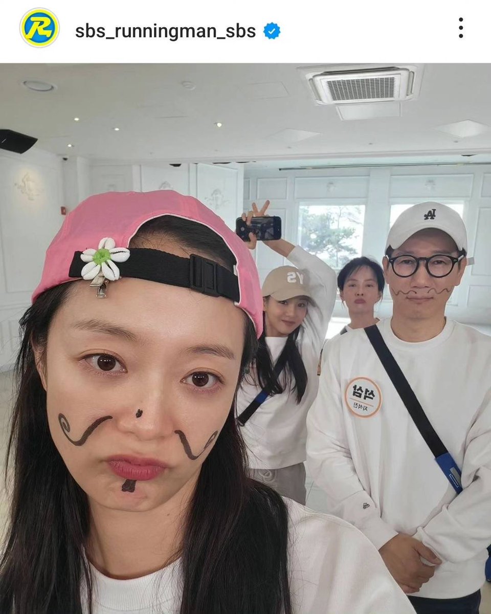 chainsawlator's tweet photo. #하하 #양세찬 #지석진 #유재석 #송지효 #전소민 #김종국
#haha #梁世燦 #池錫辰 #劉在錫 #宋智孝 #全昭旻 #金鐘國 https://t.co/38R4OUjsuj