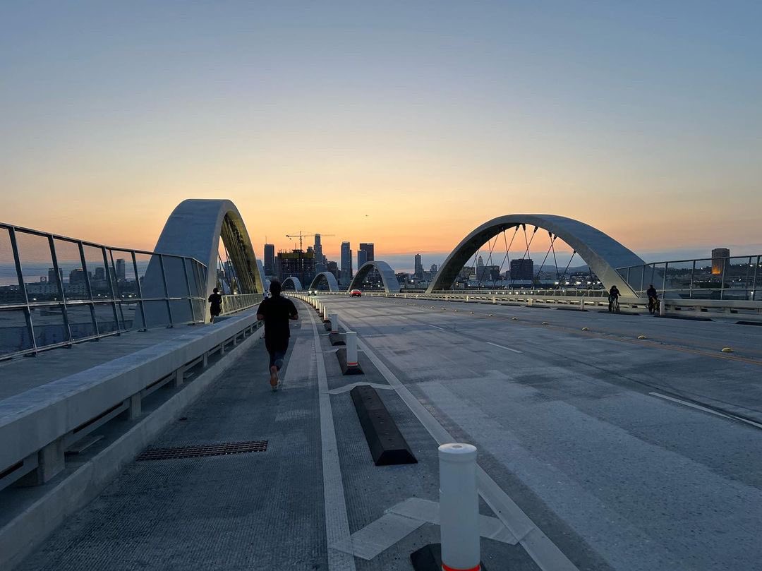 Boyleheightsbr's tweet photo. Sunset and breaking a sweat. If that sounds like something you'd like to try then we hope you join us this Wednesday at 7:45 pm https://t.co/kNtxvqnyGM