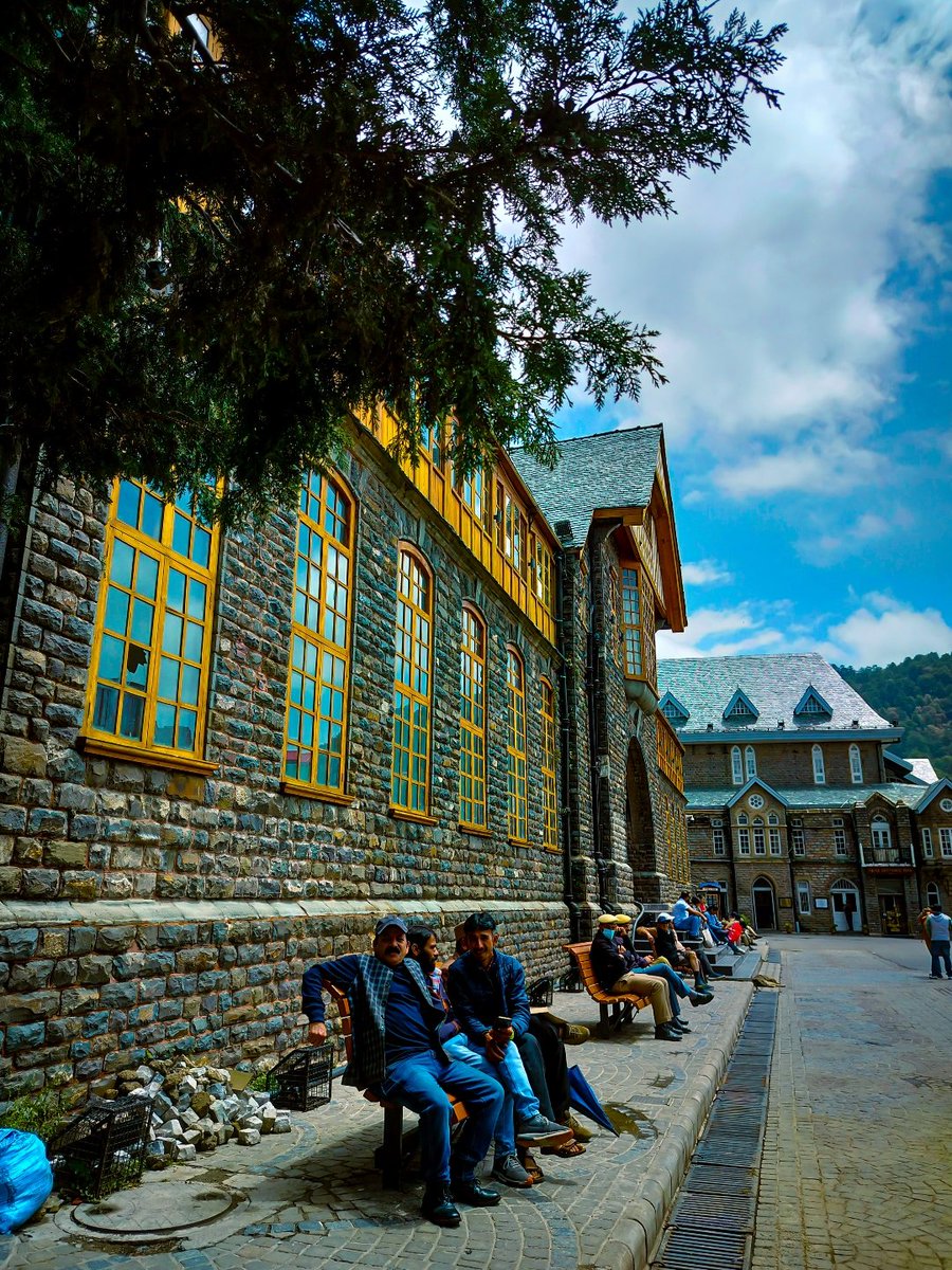 📍SHIMLA, HIMACHAL PRADESH

📸 SUKANYA DUTTA

DEVICE :- <a href="/realmeIndia/">realme</a> 9
#shotonrealme

<a href="/Pindle_India/">PINDLE INDIA 🇮🇳</a>
pindle.io/web/share?sid=…