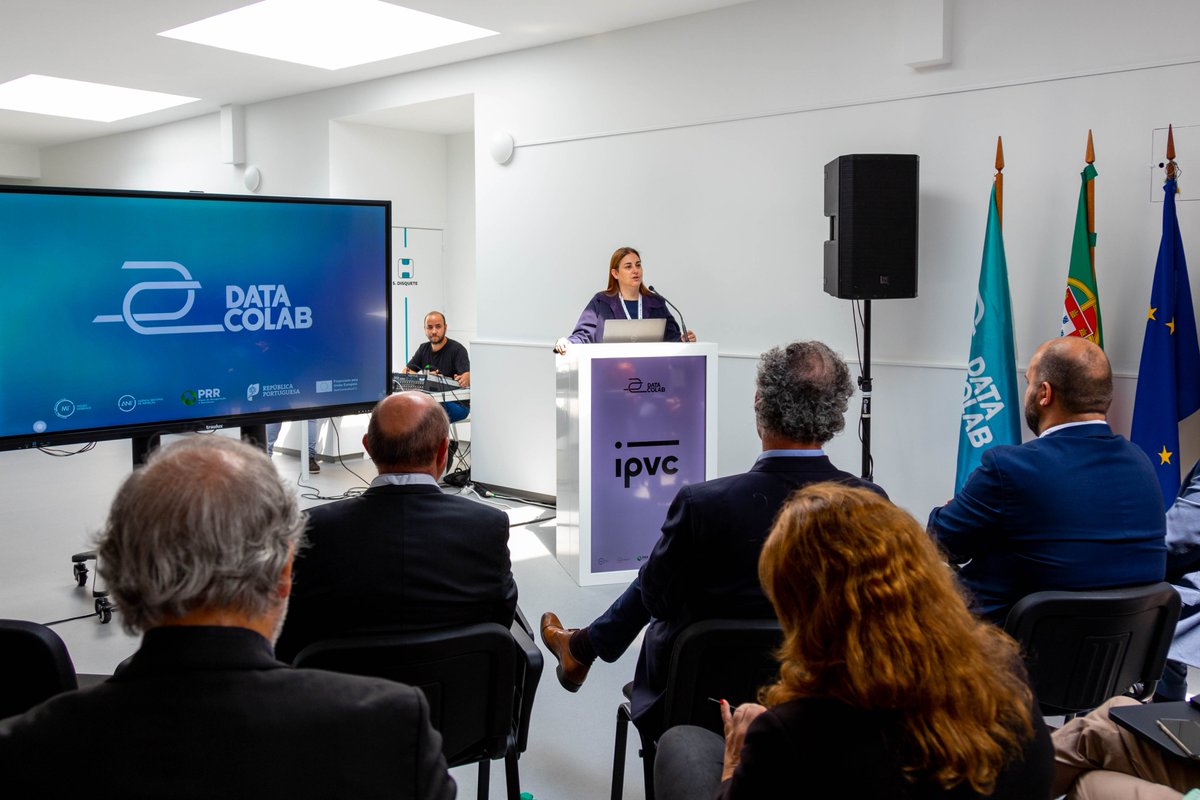unipvc's tweet photo. O #Laboratorio Colaborativo para Serviços de #Inovacao Orientados aos #Dados –#DataCoLAB, e que tem o @ipvc_twit como sócio fundador, foi inaugurado hoje. Sediado em Viana do Castelo, é uma “mais-valia para o desenvolvimento do território”.
Sabe Mais! 👉https://t.co/mPIwxAoR3Y https://t.co/pLbGpUp6hT