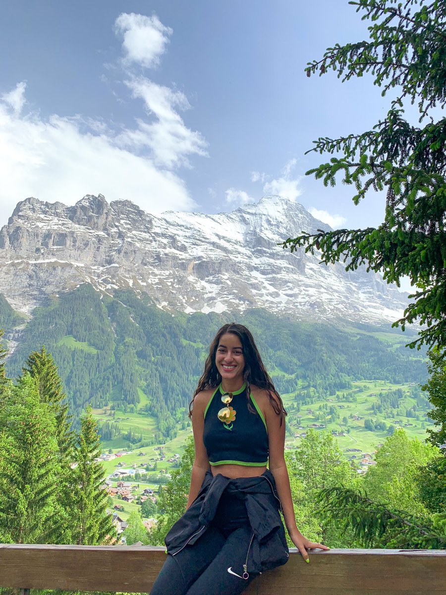 There is nothing more spectacular then when you see the Swiss alps for the first time ever 😍 #swissalps #Switzerland #Grindelwald #travelphotography