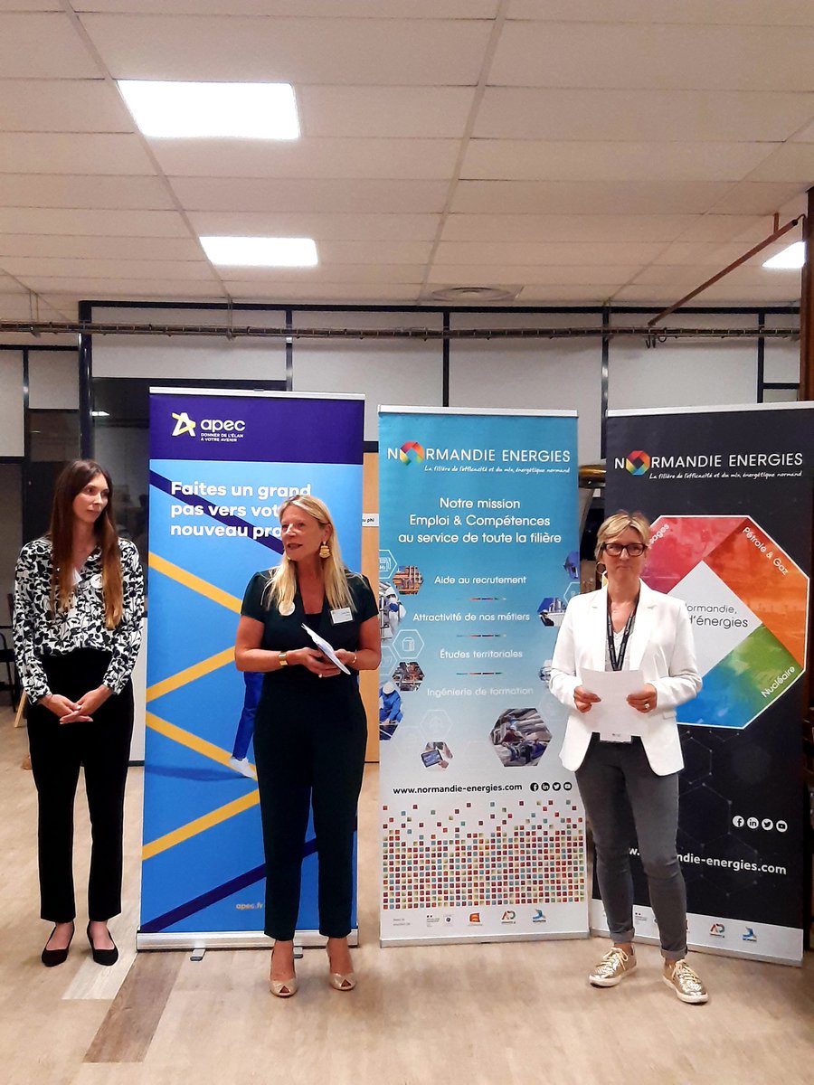 ApecNormandie's tweet photo. Afterwork #ApecConnect en partenariat avec @NdieEnergies, c'est parti ! Une soirée pour découvrir des opportunités d'emploi dans le secteur de l'énergie
#emploi #job #énergie https://t.co/rXqAoBjecA