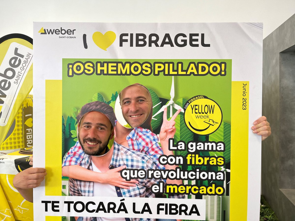 SGweberES's tweet image. La #YellowWeek también llega hasta Caravaca de la Cruz (Murcia) gracias a los amigos de Hormigones Cava y el buen hacer de nuestro compañero Pedro. 

Mucho estilo vemos en ese lanzamiento de dardos... ¡así que seguro que tuvo premio! 🎯🎁

I 💛 FIBRAGEL