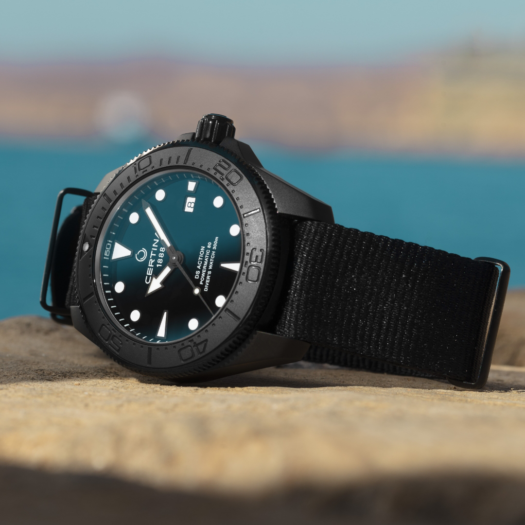 JuraWatches's tweet image. Introducing a new look for the Certina DS Action Diver. The fan-favourite receives an all-black look within a 43mm PVD-coated case paired with synthetic NATO strap.

bit.ly/42RxsMN

#JuraWatches #Certina #DSAction #DivingWatch #NewWatchReleases #CountonMe