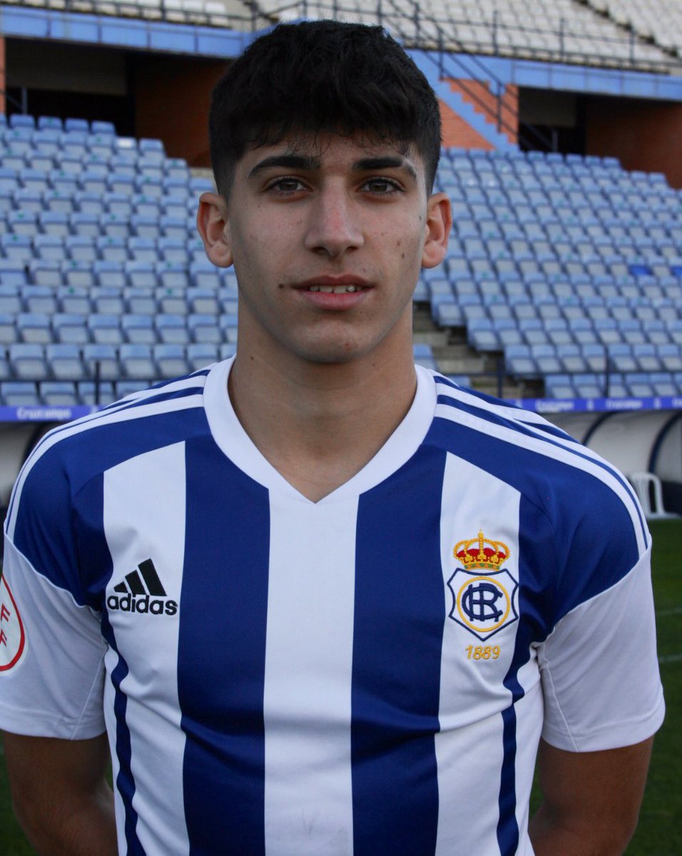 jesusmanzanoq's tweet photo. Si el @recreoficial no lo remedia, otro canterano juvenil podría salir del club en las próximas horas. El jugador en cuestión es 𝗣𝗮𝗼��𝗼 Romero, uno de los destacados la temporada pasada en el primer juvenil, con debut incluido en el filial y primer equipo. (sigue) https://t.co/QudTpvw1Ah