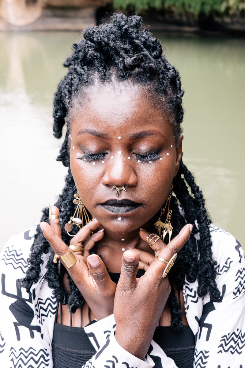 kipepeoagency's tweet image. Through her powerful music, Liboi explores diverse themes like hope, mental health, love, patriotism, and social issues. Her lyrics touch hearts and inspire positive change. 🎵🌟 #Liboi