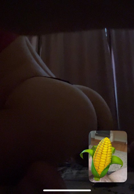 Dame tu 🌽 como este chico en el chat de #loverfans te espero muy 🔥 Con @LoverFans 🫦 https://t.co/RnP<a href="/tag/loverfans"class="tags">#loverfans</a>