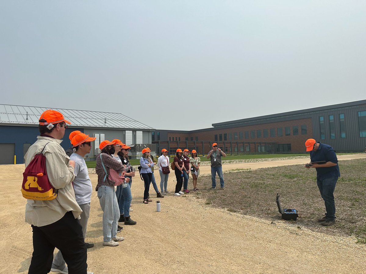 APS Grad Club tweet media