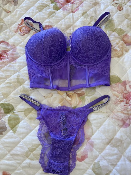 🌸 Which lingerie should I wear first? 🌸 💜 The seductive allure of the purple lace   or ❤️ the playfulness