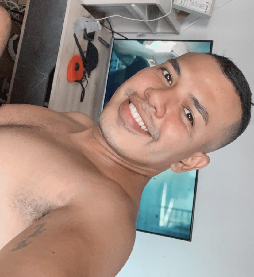 DilRada3's tweet image. Hablemos de sonrisas bonitas 😁