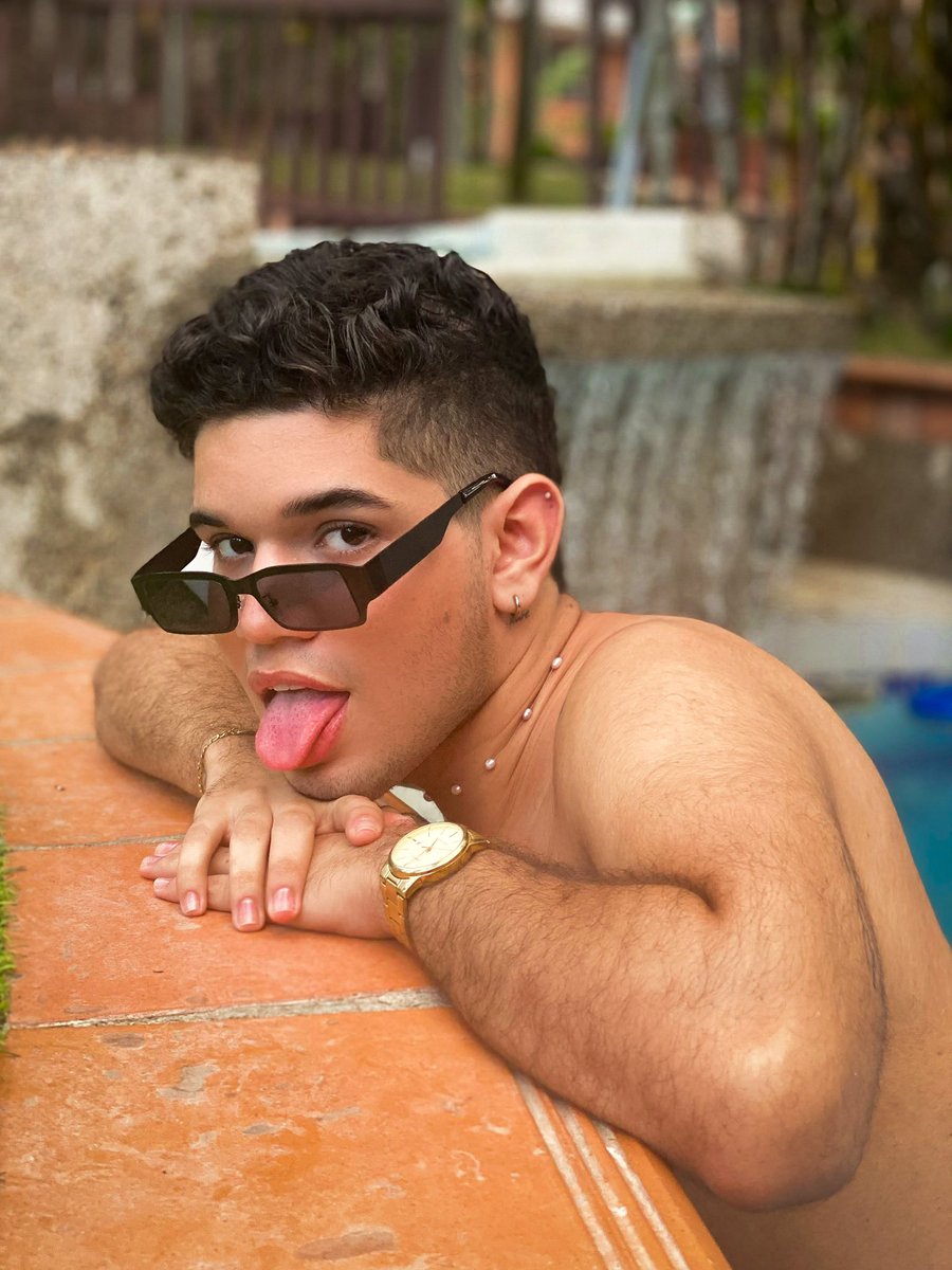 tropicaltrashhh's tweet photo. La categoría es: Mirada 👀 https://t.co/67mI3hWVdD