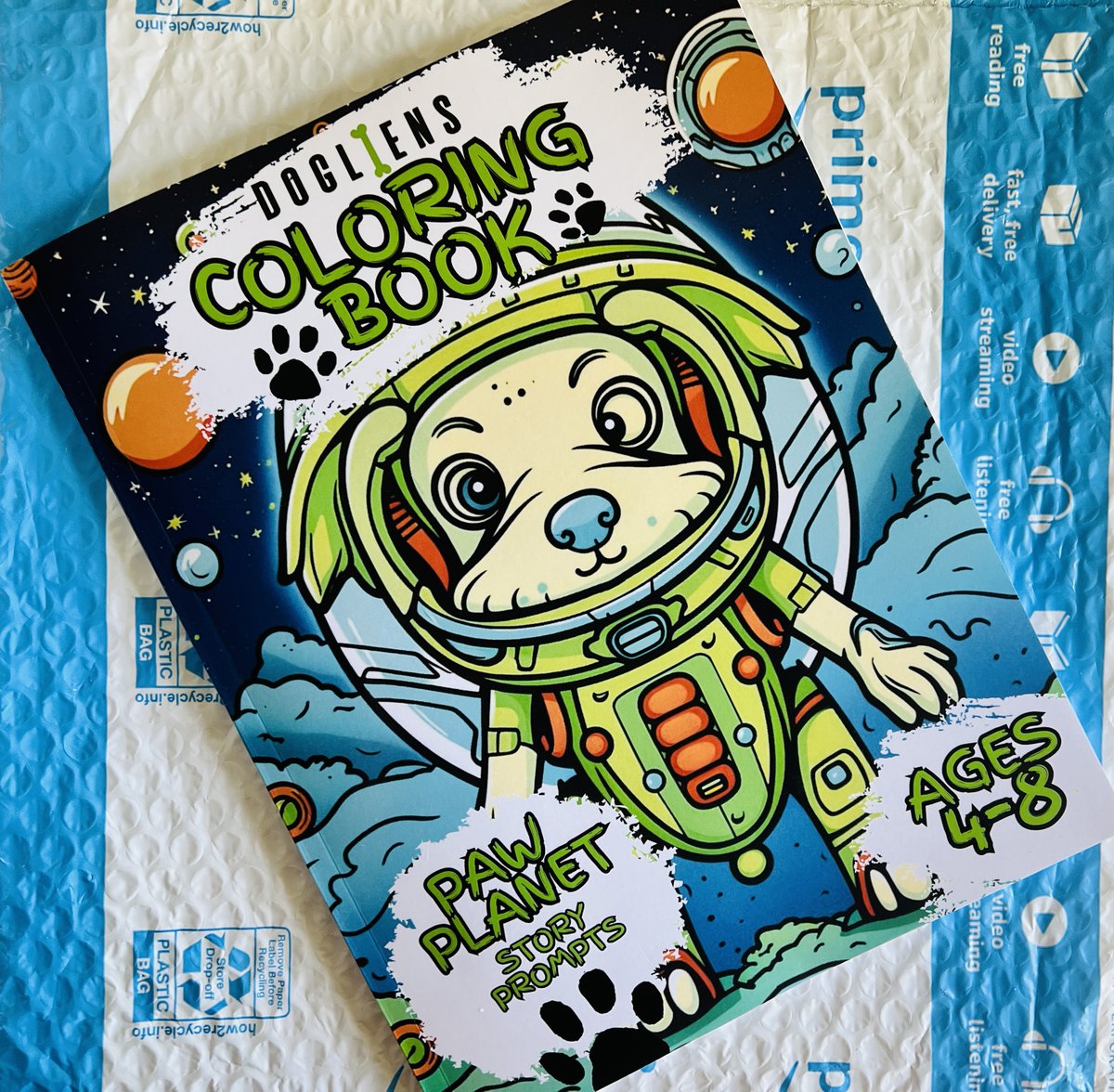 RALPH'S HOME (PAW PLANET) - EVENING

Ralph drops the Amazon package the on the table containing some printing proofs, startling his friends.

RALPH
(urgent)
Listen up, everyone. I've made a groundbreaking discovery while I was away.

I found something incredible in the confident