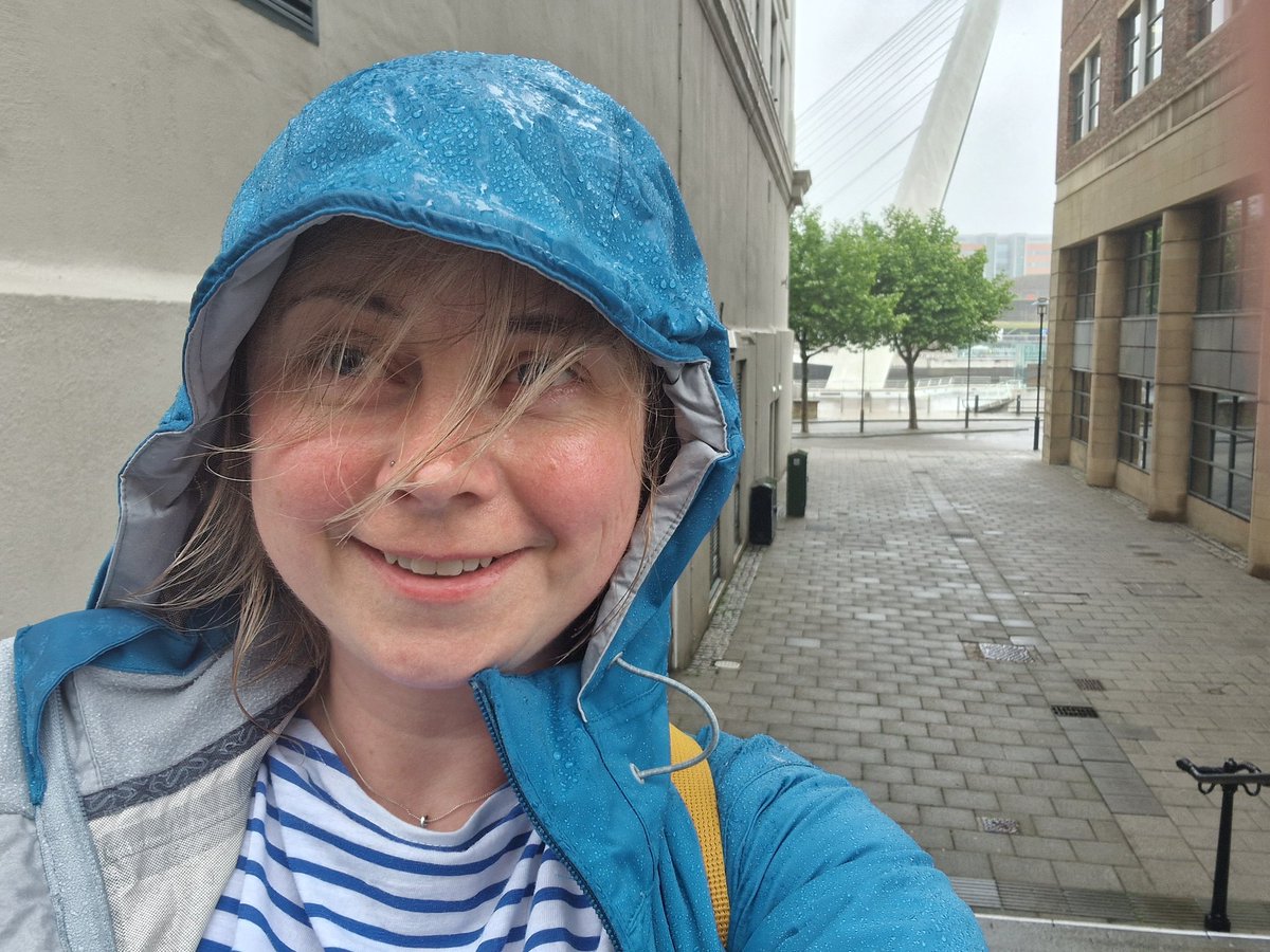 One drowned rat arrives in #Newcastle ready to dive into #LegislativeTheatre with @LawnmowersITC 

Next week we'll be sharing  this with #NEL #ICS and @NHS_ELFT 👀

#AgentsofChange
#LearningDisabilityWeek2023
#AHPsDeliver 

@SanjayNelson5 
@r_s_cooper 
@EdwinCCN 
@BartleyAngela