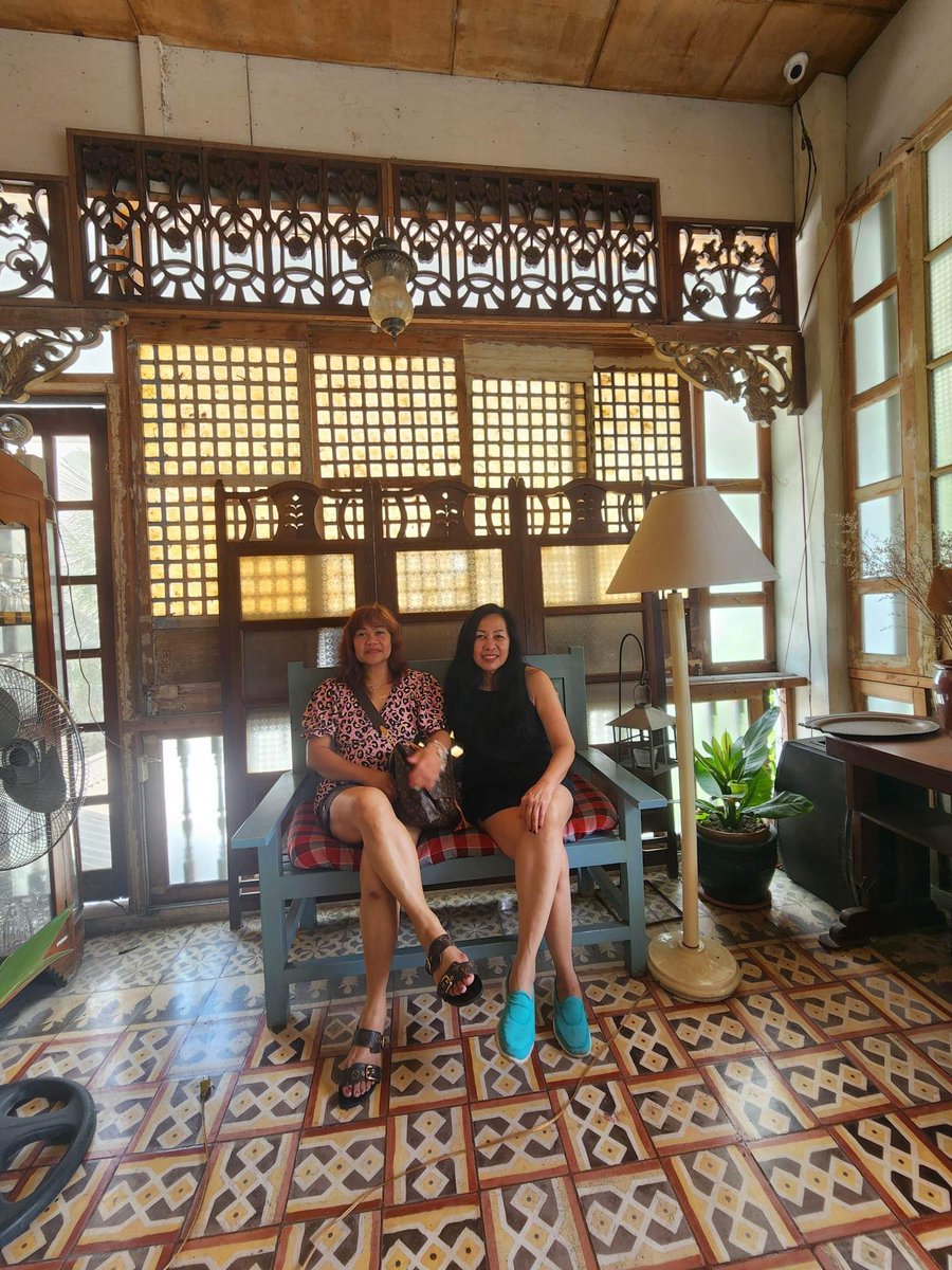 amazingrayzzee's tweet photo. First time to tour Iloilo with my bestie. Looking forward to our trip to Imoy Falls and Kawa Hot Bath in Antique. So far, so good! https://t.co/kqbM8uH5TX